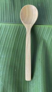 ช้อนตักซุป งานไม้ขัดผิวเรียบร้อย