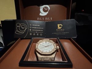 Bui Bui OClock | Royale | Classic Automatic Calendar Watch with Premium Wood Box