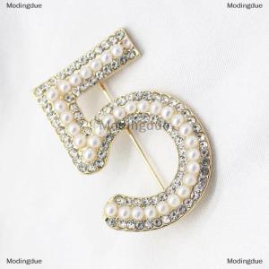 [COD] Modingdue Fashion Rhinestone Pearl Number 5 Brooches For Women Clothing Coat Jewelry Accessories Gifts
