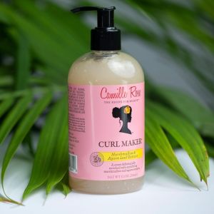 Gel tạo kiểu tóc xoăn Camille Rose Naturals Curl Maker Marshmallow and Agave Leaf Extract 355ml - Định hình và làm nổi bật các lọn tóc tự nhiên  Giữ nếp mềm mà không bị cứng  Thêm độ bóng và độ ẩm cho tóc  Giúp gỡ rối và kiểm soát tóc xoăn rối