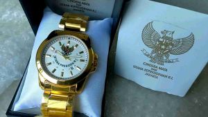 Jam Tangan Pria ISTANA PRESIDEN: Kualitas Tinggi & Desain Elegan