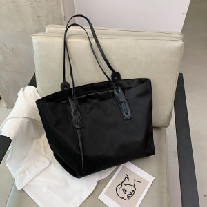 กระเป๋าชอปปิงของผู้หญิงกระเป๋าผ้าไนลอนแนวย้อนยุคสำหรับผู้ชายกระเป๋าสะพายไหล่สำหรับเดินทาง