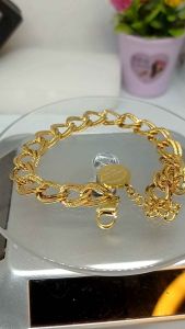 Gelang Titanium Rantai: Keunggulan dan Manfaat