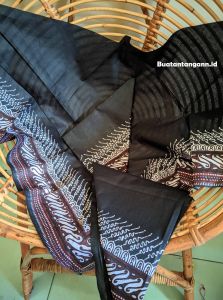 Udeng Batik Segitiga