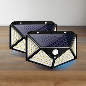 Đèn Led Năng Lượng Mặt Trời 100 led cảm ứng chuyển động. Chống thấm nước chuyên nghiệp theo tiêu chuẩn IP65 nó có thể rất sáng ngay cả trong điều kiện thời tiết khắc nghiệt.