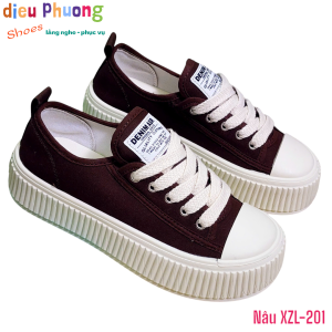Sneakers Nữ Bata Canvas Cột Dây Đế Bằng Kẻ Sọc Phong Cách Trơn Mũi Tròn 4P XZL-201