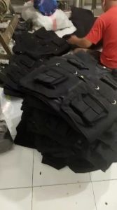 Rompi Lapangan Super Jumbo