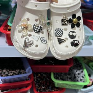 12 Cái/Bộ CROCS jibbitz Charms Phụ Kiện Giày nơ trang trí Khóa Kim Cương pha lê trang trí giày cho CROCS