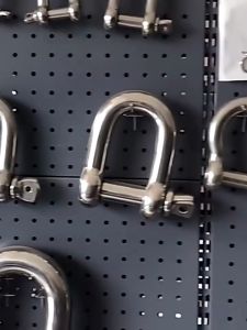 Heavy Duty Stainless Bow Type Shackle with Safety Bolt Pin for Trailer Boat Anchor Rigging