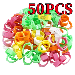 50/100Pcs Chicken Foot Rings Chicken Foot Ring Inner Diameter 2mm to 2.4cm Retractable Poultry Foot Ring Poultry Feet Tag Plastic Clip Ring Chicken Identification Leg Band Chicken Accessories