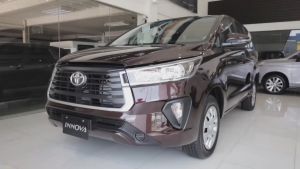 Toyota Innova 2016 to 2026 OEM / INJECTION Window Door Rain Visor Car Accessories