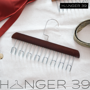 ไม้ตะขอแขวนผ้า ตะขอแขวนอเนกประสงค์ ไม้ตะขอแขวนเข็มขัด ที่แขวนเสื้อ ไม้แท้ รุ่น 8 ตะขอ