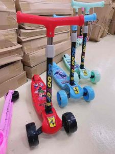 Scooter Big wheel 5 cm wheel with LED light Foldable and adjustable  Ready stock Malaysia