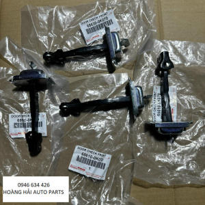 Thanh hạn chế cửa/giới hạn cửa Toyota Innova 2018