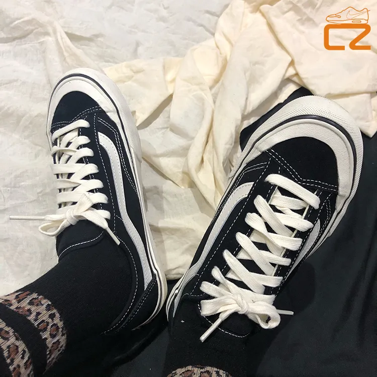vans decon sf white