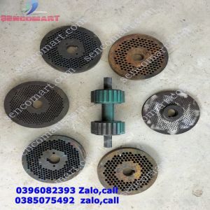 Sàng Ép Cám Viên Kích Thước Rộng 13.8cm Trục 25cm