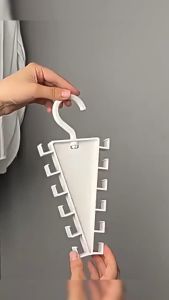 V-Shaped 12-Hook Clothes Hanger 360° Rotating Hanger Space Saving Clothes Hanger Wardrobe Organizer