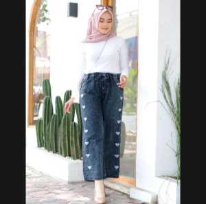 CELANA KULOT HIGTWAYS JEANS KULOT WANITA BORDIL LOVE // Jeans Kulot Wanita Love Rawis Pinggang Elastis dengan Hiasan Hati