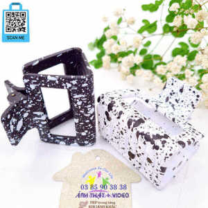 Kẹp tóc nữ hàn quốc cute phụ kiện bé gái kẹp càng cua nhiều răng trung gắp tóc nhám vuông đốm bò sữa xinh xắn Hàn Quốc cao cấp - thương hiệu Vợ Chồng Tôi