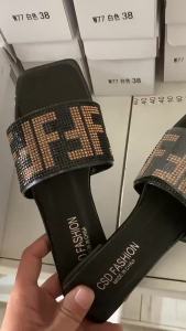 [Free Shipping] Large-Size Square-Toe Rhinestone Lettered Flip-Flops New Spring/Summer Collection Outdoor Casual Flat Sandals