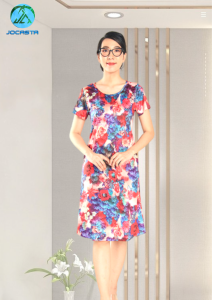 Đầm Trung Niên Dáng Suông Cổ Tròn Ngắn Tay Họa Tiết Hoa Lá Nhiều Màu Nổi Bật