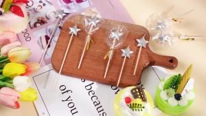 16 Pack Star Candles for Cake Birthday Star Shaped Sparkler Candles Stereo Cake Topper Decorations for Birthday Party Supplies(Silver)