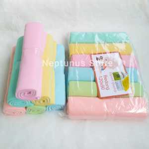 3 Pcs Bedong Bayi Newborn Warna Polos ( Ukuran 120 x 90 ) Jumbo