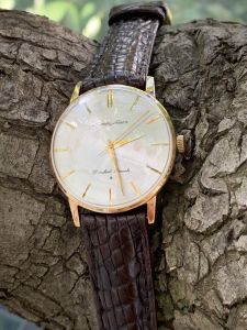 Đồng hồ nam Seiko Liner Diashock cơ cót 21 jewels bọc vàng toàn thân dây da của Nhật