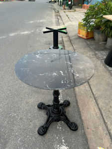 Chân bàn gang đúc 3 chia mặt đá cafe gia rẻ tại xưởng