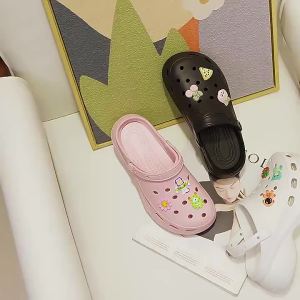 [Free Shipping] Thickened double-layer new style clogs summer womens garden shoes drifting shoes high-heeled beach shoes