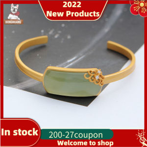 Elegant S925 Hetian Jade Bracelet with Natural Green Color: A Sophisticated Addition to Your Jewelry Collection