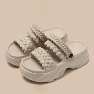 เก๋เวอร์ รองเท้าแตะแฟชั่น น้ำหนักเบา สวมใส่ได้สองแบบ สวยแบบมีสไตล์ ทนทาน ทำความสะอาดง่าย น้ำหนักเบามาก