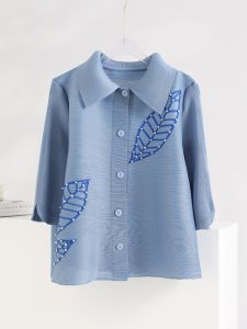 40721 One Size (45-75kg) Pleated Spring And Autumn Plus Size Loose 3/4 Sleeve Short Square Collar Breasted Outer Wear Shirt Women