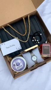 Hampers Tas Cewek: Gift Box & Kado Anniversary