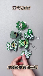 Patrick của ngày chủ cuộn dây có thể thu gọn cho y tá bác sĩ sinh viên chủ với kẹp túi kim loại