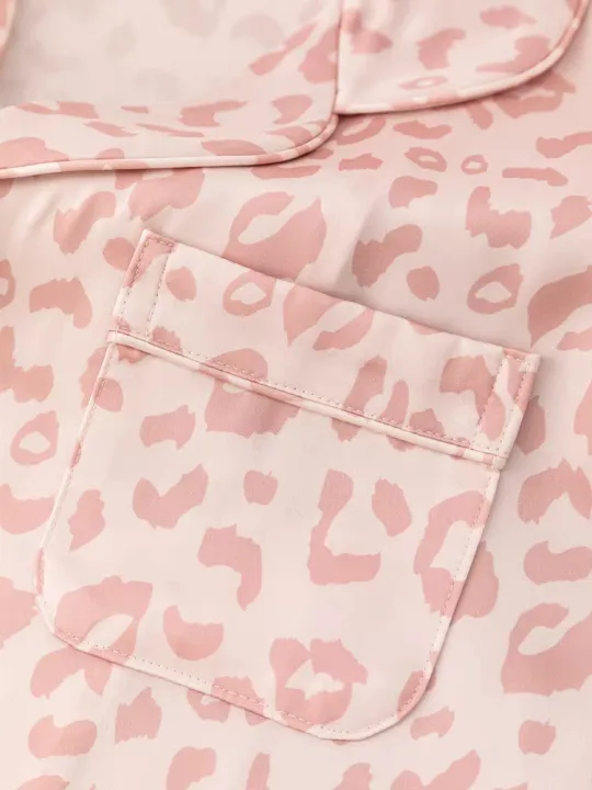 Baju%20Setelan%20Piyama%20Wanita%20Satin%20Premium%20Motif%20Macan%20Tutul%20Pink%20Renda%20Lengan%20Panjang%20Korean%20Style%20-%20Image%206