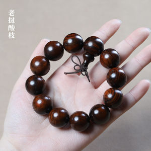 New product Small-leaf rosewood bracelet for men green sandalwood yellow rosewood 2.0 Ebony niche woodwork Buddhist beads Street vendor supplier