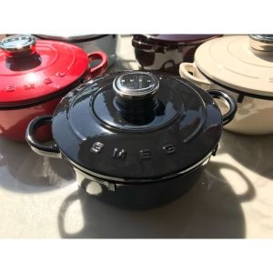 🔥SMEG Enamel Pot Soup Pot 24cm Large Capacity Soup Pot Double Ear Stewed Pot Non stick Pot Household Small Pot