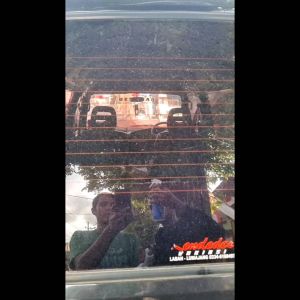 Pembersih Jamur Kaca Mobil, Lampu Motor, dan Rumah: LuckyRins Glass Cleaner & Lap Microfiber Gratis