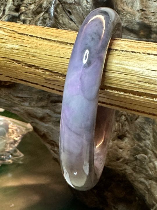 88064 Grade A natural Burmese Lavender Wuji Jade round bangle