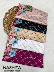 hijab segitiga instan nashita-hijab malay printing -segitiga jersey sublim premium by daura gama