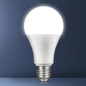 Bohlam LED Bohlam Tiga Warna Putih Kuning Putih Hangat 5W 7W 9W 12W Aksesoris Lampu Listrik