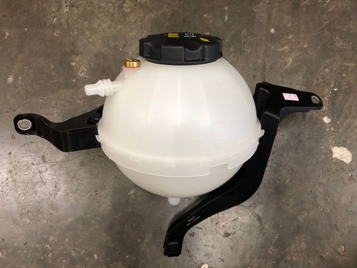 BMW 5 SERIES F10 coolant water expansion tank | Lazada