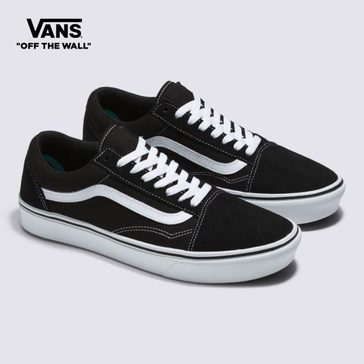 Vans Classic Slip-On Bee Check sneakers in black/true white - ShopStyle