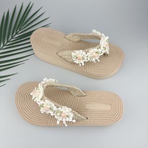 Free Shipping Floral-Patterned Thick-Soled Women’S Flip-Flops For Summer Wear Versatile And Easy To Match With Any Outfit Perfect For Beach Vacations And Seaside Resorts