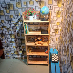 Kệ sách 5 tầng  sâu 28cm  ngang 50cm  cao 155 cm  gỗ cao su màu tự nhiên  bóng đẹp đã xử lý tẩm sấy chống mối mọt bền hơn nhiều so với gỗ thông và MDF. Đa năng dễ di dời.tháo ráp.