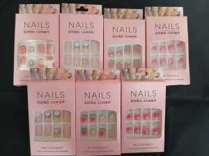 FAKE NAILS / KUKU PALSU / KUKU UNIK DAN CANTIK