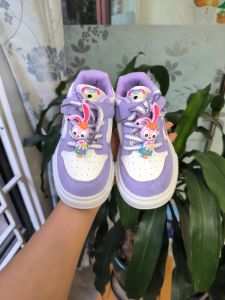 (Giày Nhập) Giày Thể Thao Bé Trai Bé Gái Thoáng Khí Đính Gấu Thỏ Giày Đi Học Giày Học Sinh Siêu Nhẹ Size 25-36