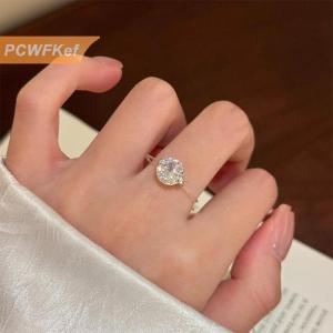 【PCWFKef】 Thời Trang Zircon Vòng Đối Với Phụ Nữ Trong Suốt Câu Cá Dòng Nhẫn Đồ Trang Sức Quà Tặng