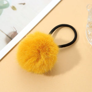 Gratis Semua - Ikat Rambut Pom Pom / Kunciran Elastis dengan Motif Bulu yang Modis